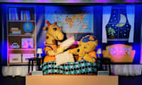 Lollo & Bernie underholder barna med spennende show
