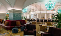 Lobby-lounge