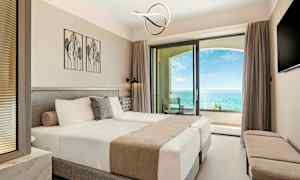 Dobbeltrom superior med havutsikt