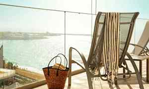 Dobbeltrom med begrenset havutsikt