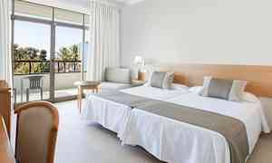 Dobbeltrom med havutsikt