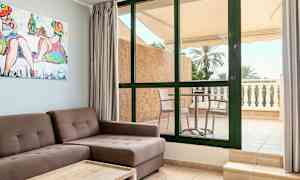 2-romsleilighet med to etasjer og balkong