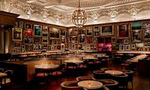 À la carte-restauranten Berners Tavern