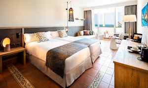 Dobbeltrom med havutsikt