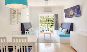 2-romsleilighet mot bassengområdet