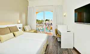 Dobbeltrom mot bassengområdet