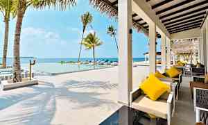 Hotellets bassengbar