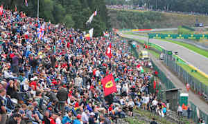 Kjenn stemningen på tribunen