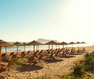 Stranden foran Sunprime Platanias Beach