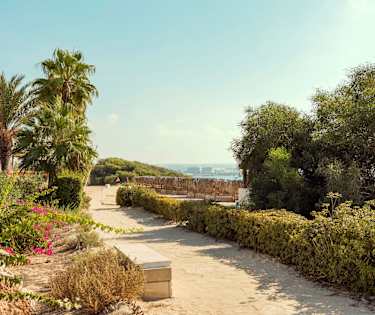 Makronissos Beach