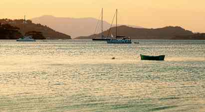 Kveldscruise i solnedgangen