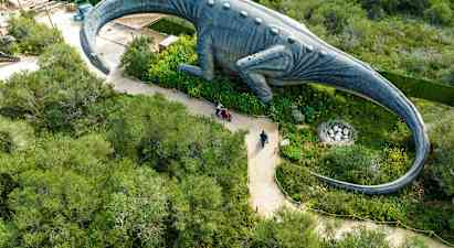 Inngangsbillett til grottene Cueva del Hams og Dinosaurland