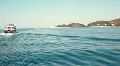 m/s Christina – Forgotten Islands