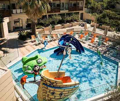 Hotellets barnebasseng