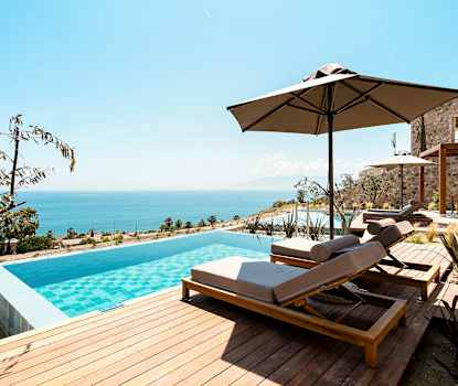 Suite med to rom og privat basseng