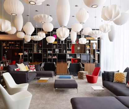 Sitteområde i lobbyen