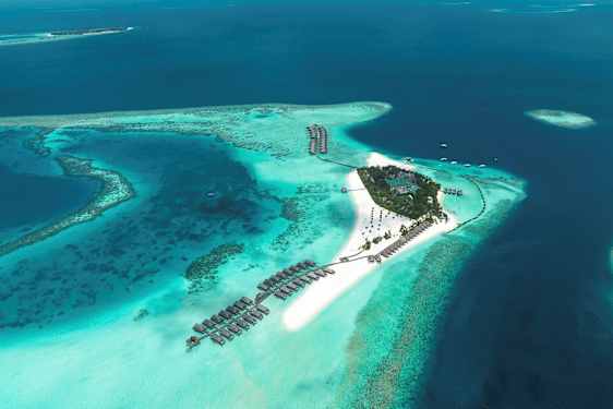 En liten tropisk øy omgitt av turkist vann og rev. (AI-generert tekst)