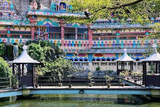 Vakre omgivelser ved Batu Caves.