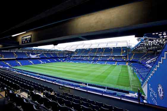 Stamford Bridge: Utsikt fra setene til UTB Sports Lounge-pakken