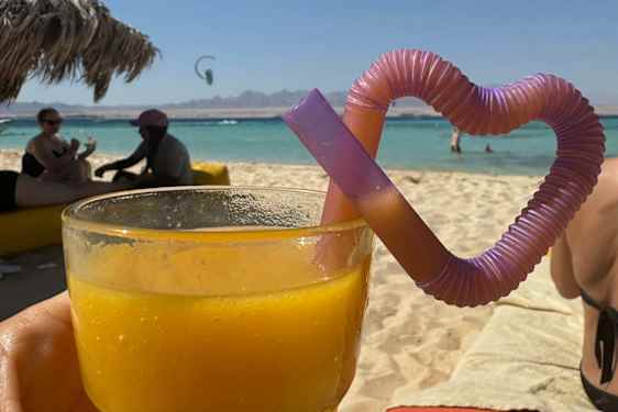 Mangojuice på stranden