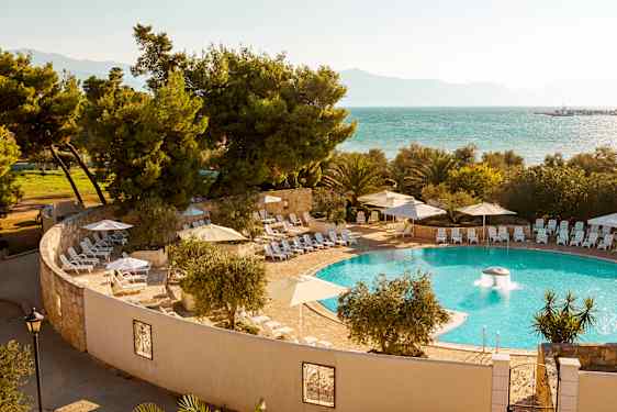 Waterman Supetrus Resort