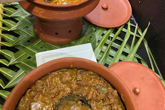 Ulike typer curry i gryter