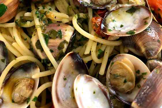 Spaghetti vongole smaker himmelsk i Malcesine