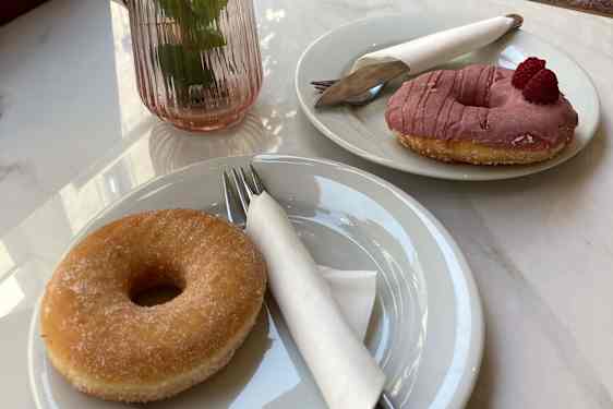Fristende donuts for både store og små