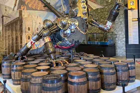 Tower of London huser litt av hvert