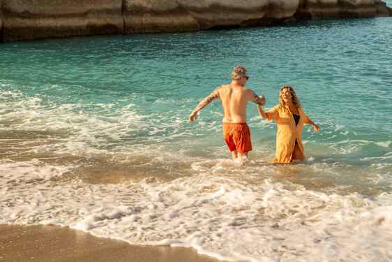 Par bader i havet ved Tenerife