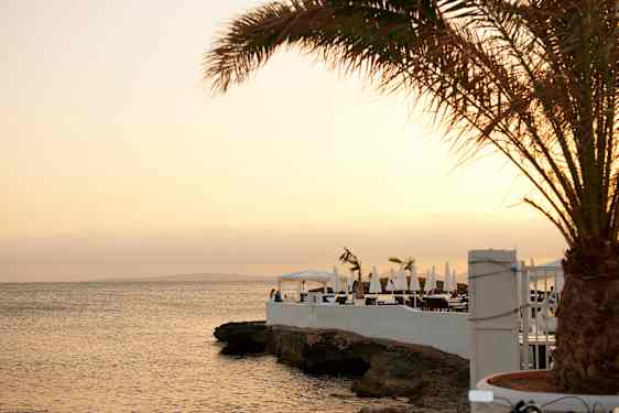 Grilling av kjøtt på grill