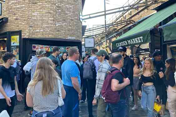 Yrende liv på Camden Market