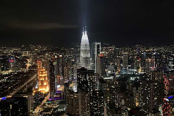 Slående utsikt over byen fra Kuala Lumpur Tower.