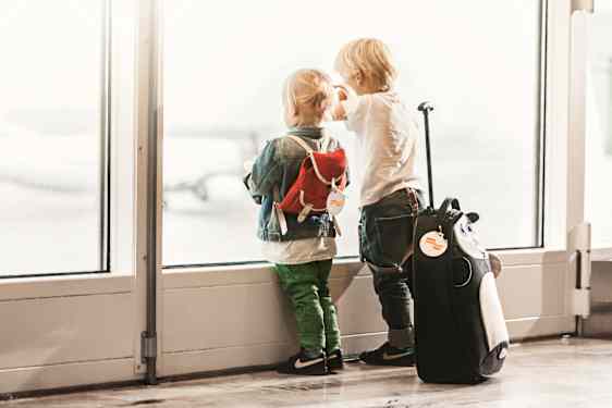 Flyreise med små barn