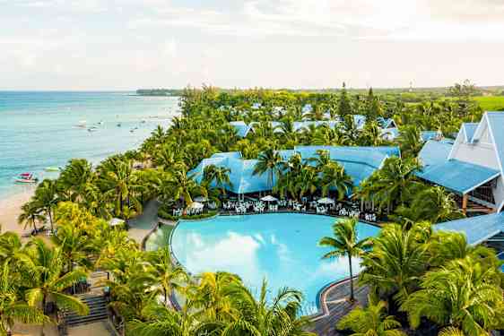 Victoria Beachcomber Resort & Spa