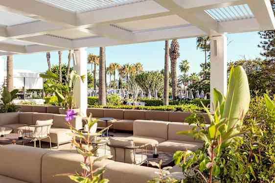 Restauranger och barer