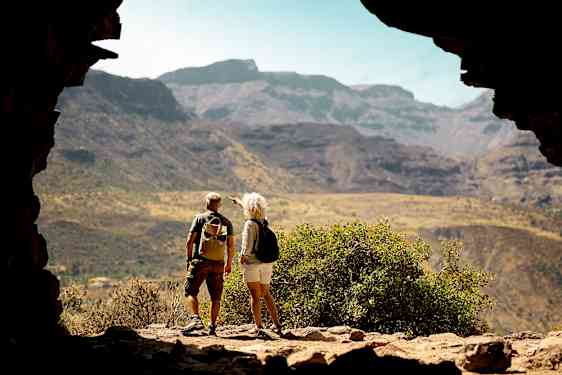 Par på fottur på gran canaria