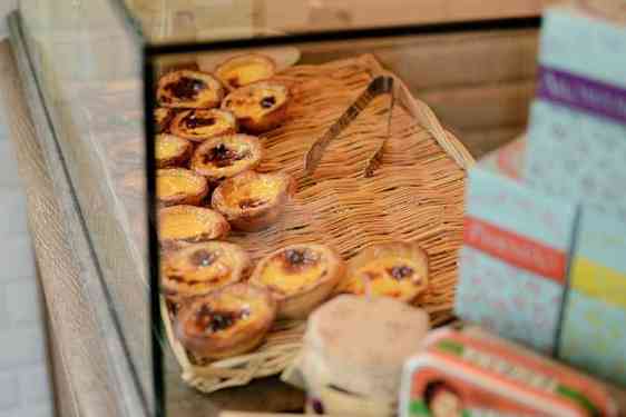 Pastel de nata. En søt pause mellom brosteinene