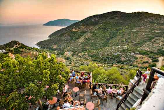 Vakre landskapet i Hellas