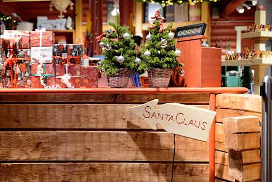 Møt julenissen på julemarked i Praha