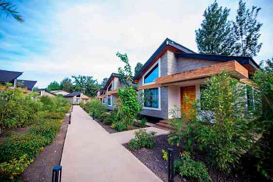 Ritzy Arcadia Cottages