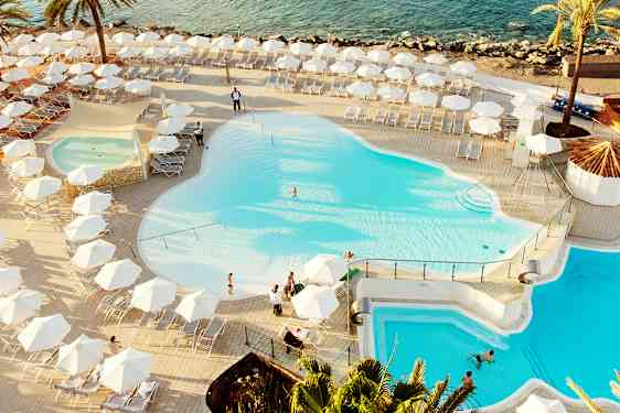 Bassenområdet på Sunwing Arguineguin