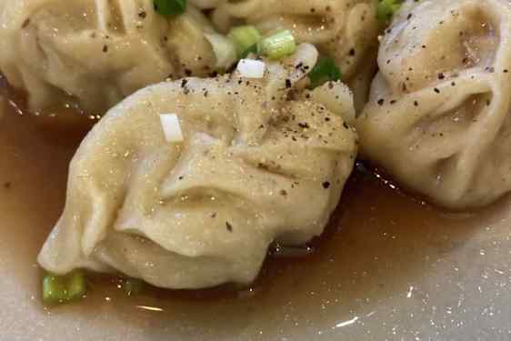 Smarriga koldūnai  –  dumplings fyllda med kött, svamp eller andra ingredienser