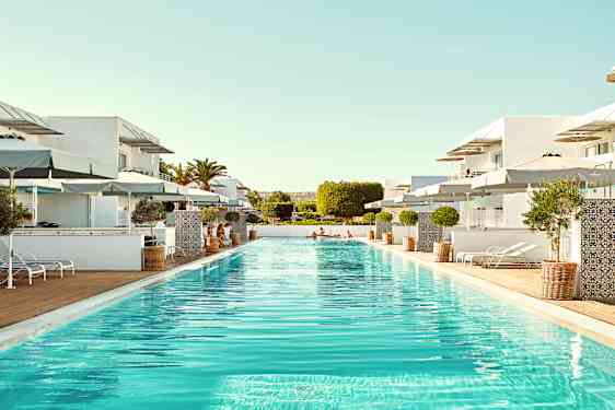 Sunwing Sandy Bay Beach