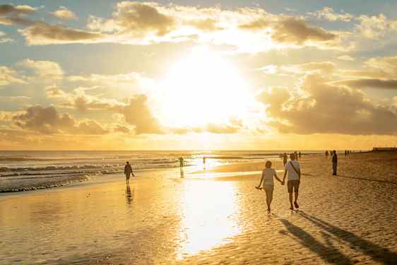 Solnedgang ved strand på Gran Canaria