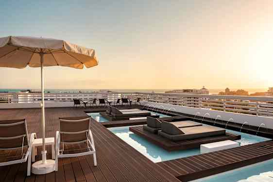 Takterasse på Sunprime Coral Suites & Spa