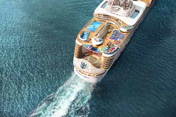 Cruiseskip på havet