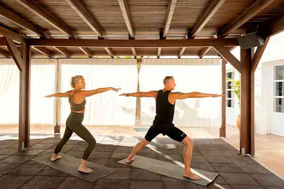 Yoga på en reise i februar
