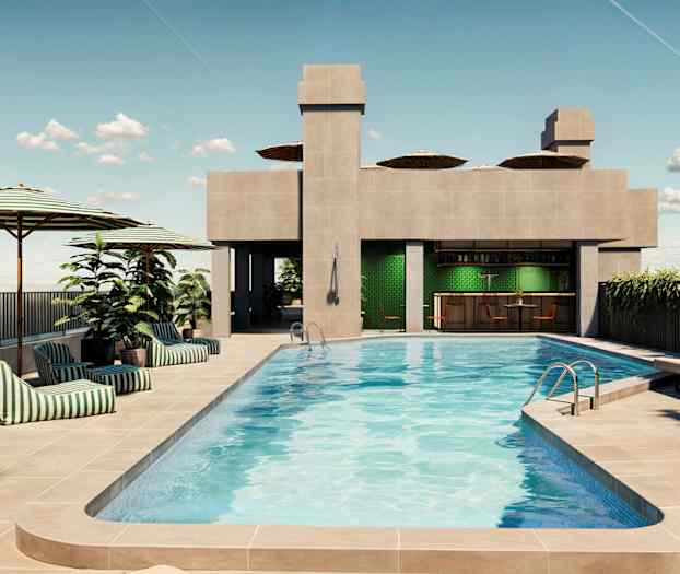 Bilde av et basseng på takterrassen med solsenger, parasoller og en bar. (AI-generert tekst)