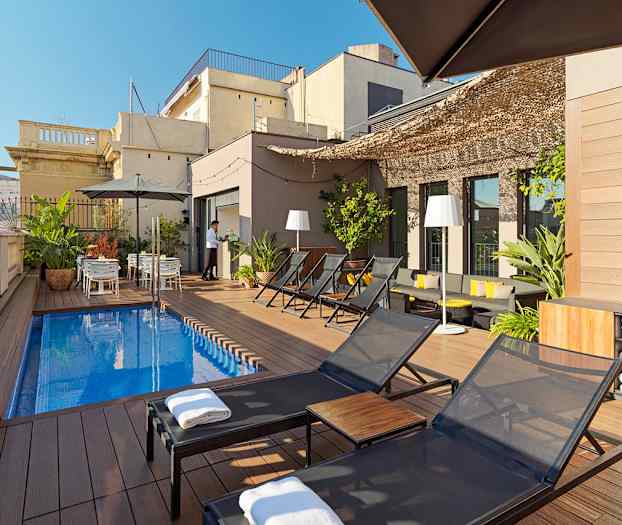 Takterrasse med basseng